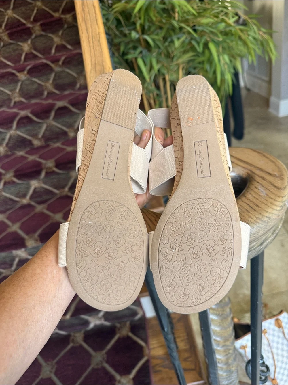 TONMY BAHAMA ladies slip on wedge sandal NWOT size 9